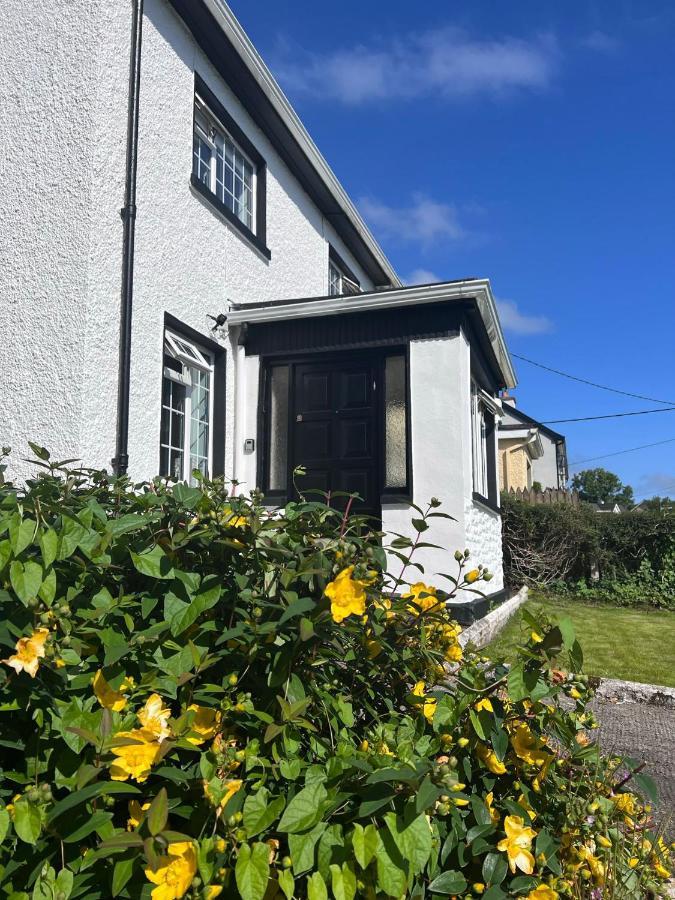 Beautiful Cottage With Gardens, Patio & Fireplace Dromahair Exteriér fotografie