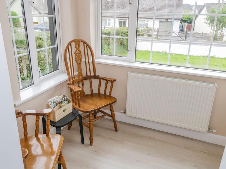 Beautiful Cottage With Gardens, Patio & Fireplace Dromahair Exteriér fotografie